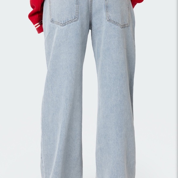 Edikted Petite Raelynn Low Rise Jeans - Picture 5 of 7